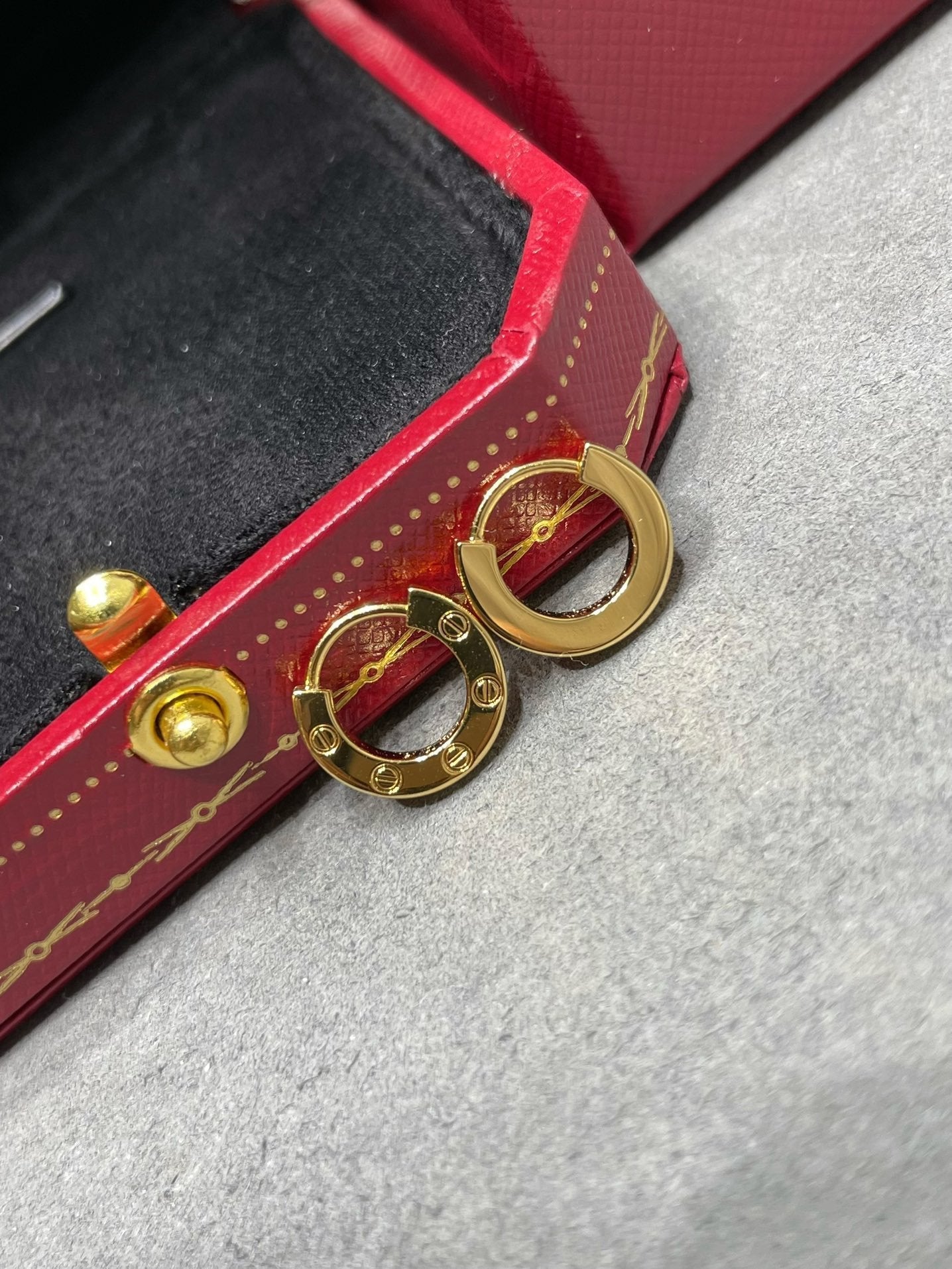 [ECHO ]LOVE MINI EARRINGS