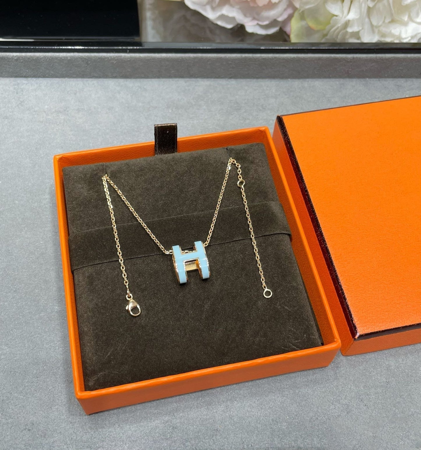 [ECHO ]POP H SKY BLUE NECKLACE