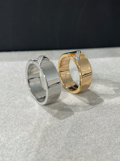 [ECHO ]LIENS EVIDENCE DIAOMOND RING