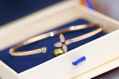 [ECHO ]IDYLLE PINK GOLD OPEN BRACELET DIAMOND PAVED