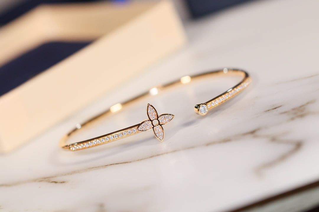 [ECHO ]IDYLLE GOLD OPEN BRACELET DIAMOND PAVED