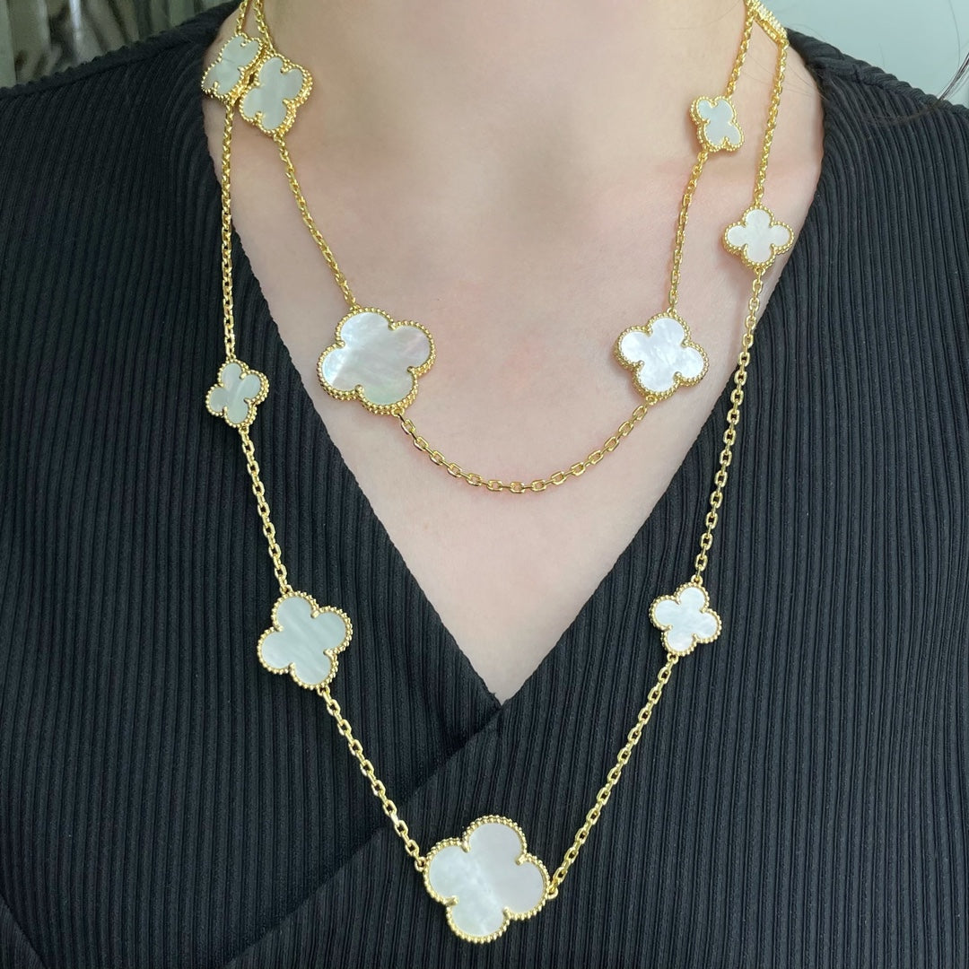 [ECHO ]CLOVER 16 MOTIF WHITE MOP GOLD NECKLACE