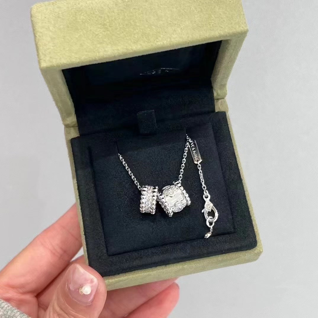 [ECHO ]PERLEE DOUBLE PENDANT SILVER DIAMOND NECKLACE