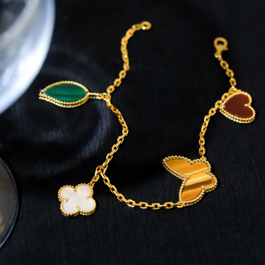 [ECHO ]LUCKY SPRING 5 MOTIF GOLD BRACELET