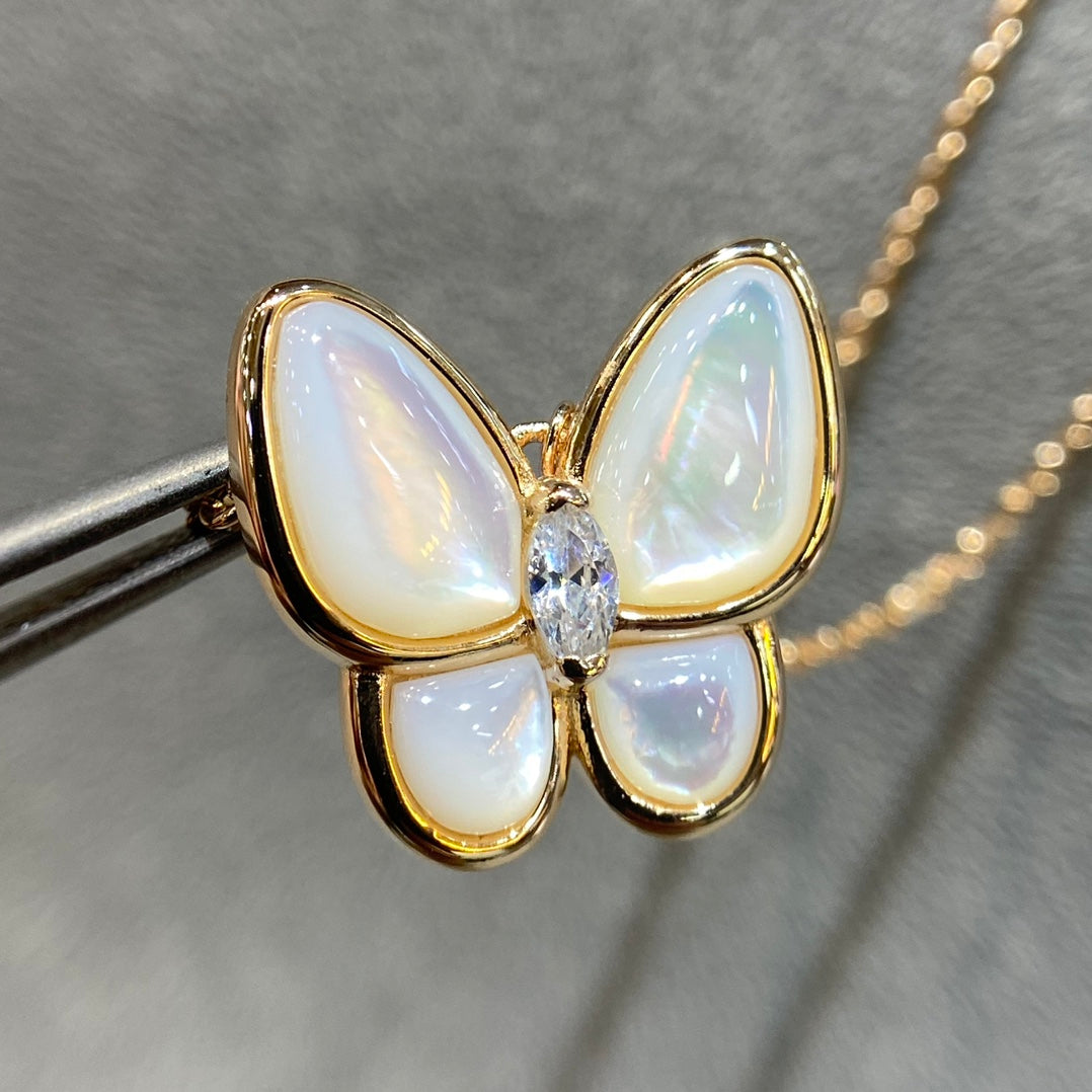 [ECHO ]BUTTERFLY MOP DIAMOND NECKLACE