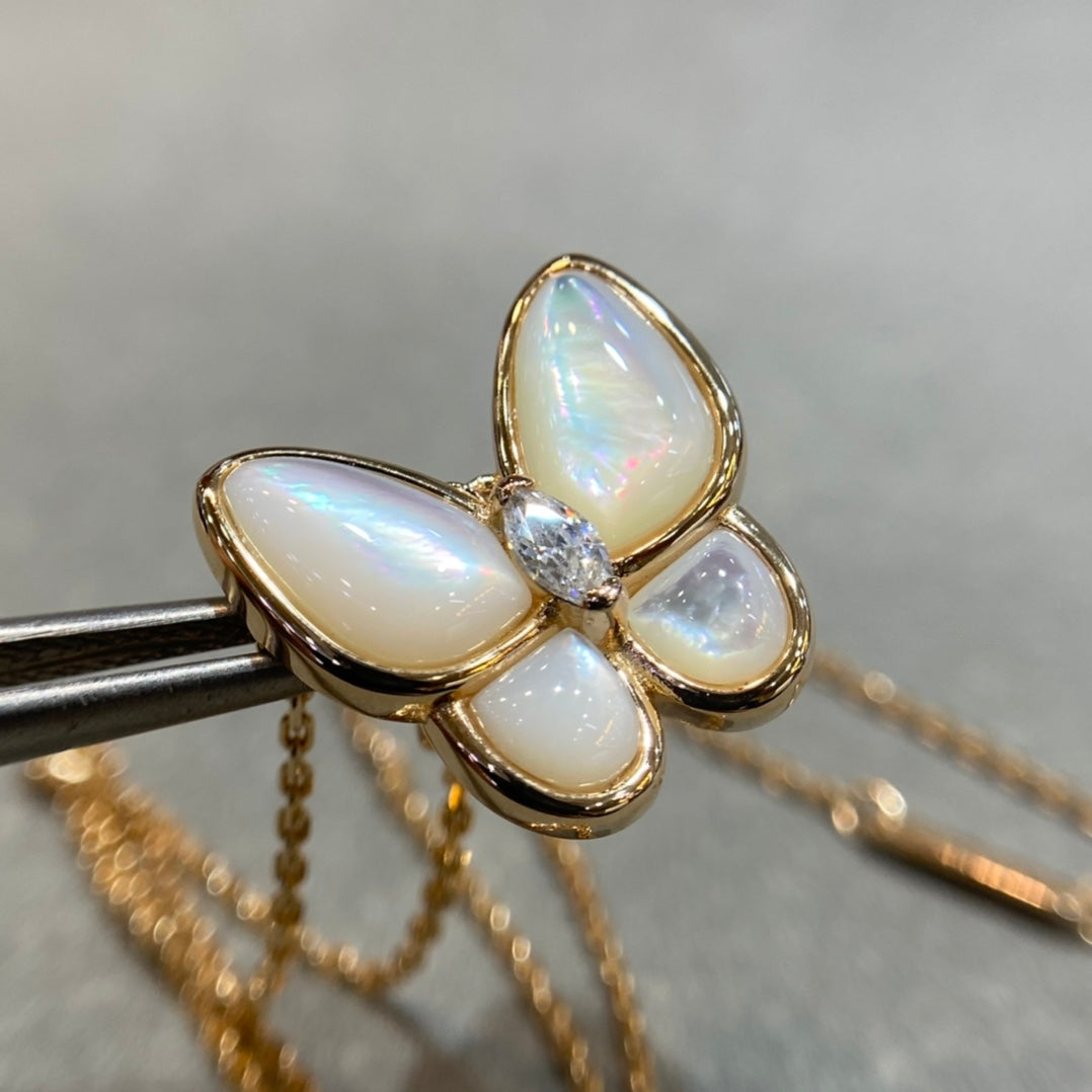 [ECHO ]BUTTERFLY MOP DIAMOND NECKLACE