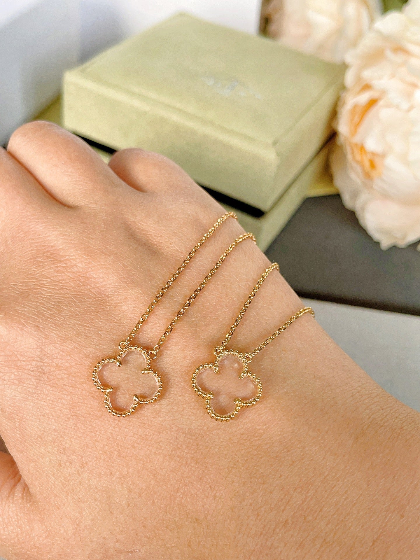 [ECHO ]CLOVER ROCK CRYSTAL ROSE GOLD NECKLACE