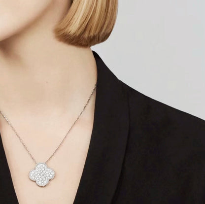 [ECHO ]CLOVER 25MM LARGE PENDANT DIAMOND PAVED SILVER NECKLACE