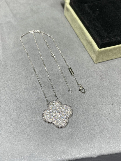 [ECHO ]CLOVER 25MM LARGE PENDANT DIAMOND PAVED SILVER NECKLACE