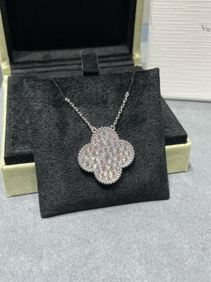 [ECHO ]CLOVER 25MM LARGE PENDANT DIAMOND PAVED SILVER NECKLACE