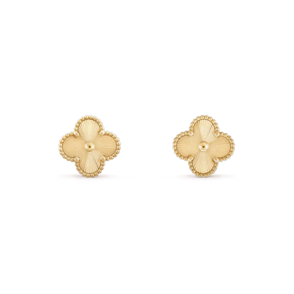 [ECHO ]CLOVER MINI 9.5MM LASER EARRINGS