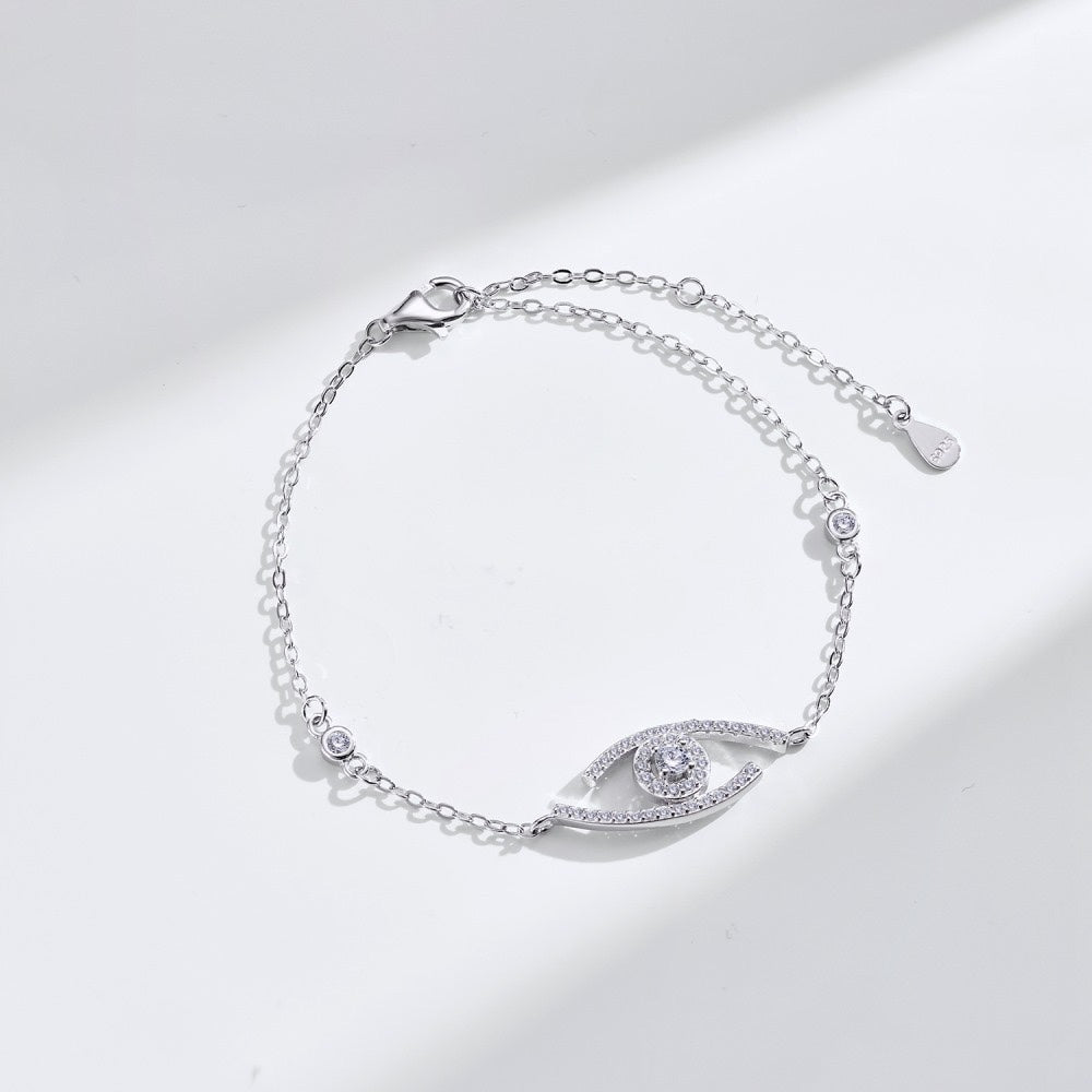 [ECHO]Lucky Eye Pave-Set Diamond Bracelet