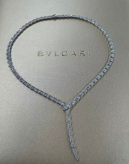 [ECHO ]DREAM NECKLACEGOLD AND SILVER STYLES DIAMOND