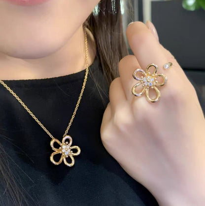 [ECHO ]NEW FLOWERLACE SUNFLOWER NECKLACE