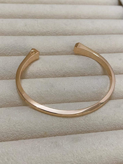[ECHO ]CLOU DE FORGE SQUARE CONE STUDS OPEN CUFF ONE SIZE