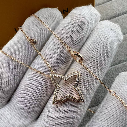 [ECHO ]FOUR-LEAF CLOVER OPENWORK NECKLACE