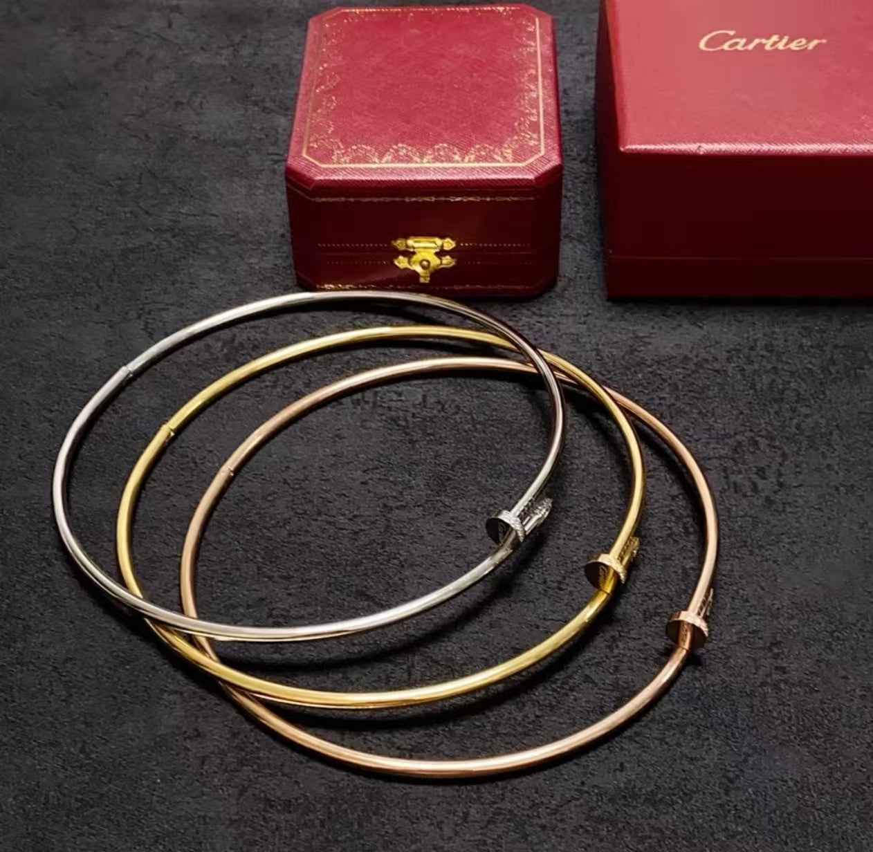 [ECHO ]NAIL-ENCRUSTED DIAMOND NECKLACE