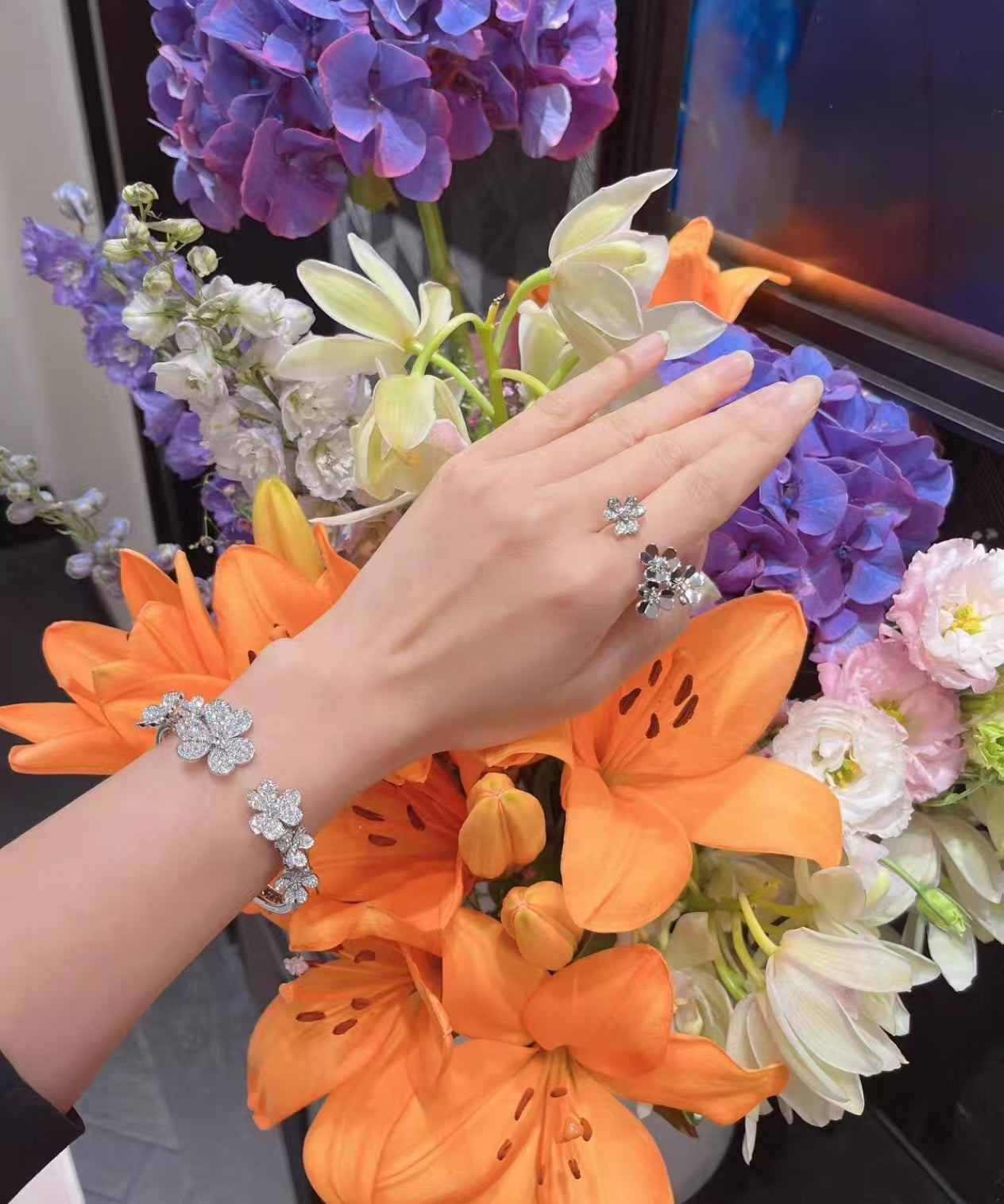 [ECHO ]CLOVER 7 CLOVER SILVER MOTIF BRACELET