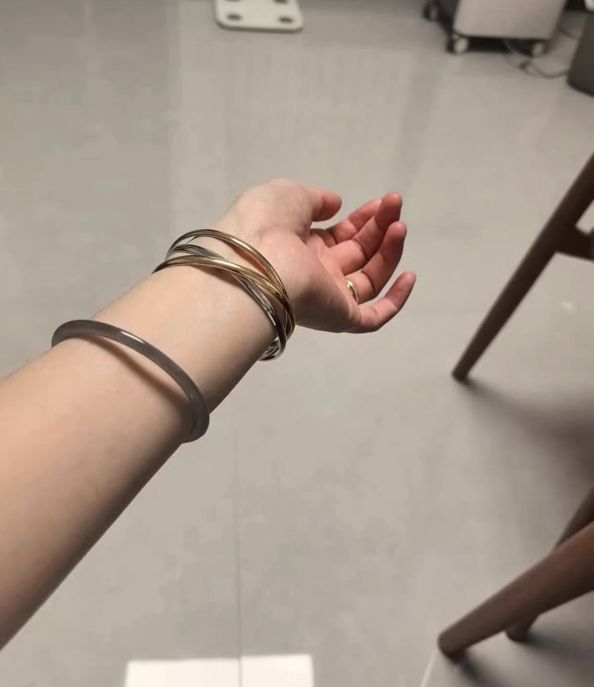 [ECHO ]TRINITY COLLECTION CLASSIC THREE-COLOUR GOLD TRIPLE BAND BANGLE