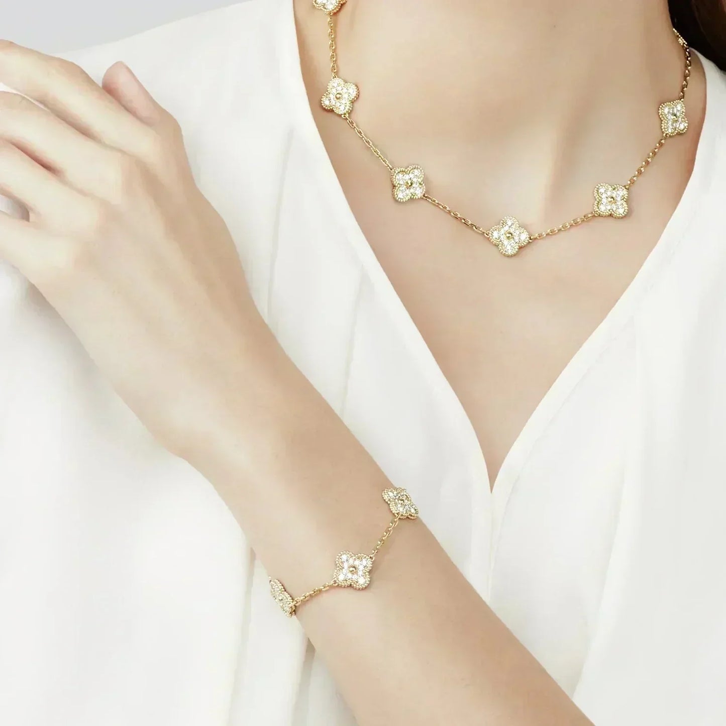[ECHO ]CLOVER 5 MOTIFS  FULL DIAMOND BRACELET