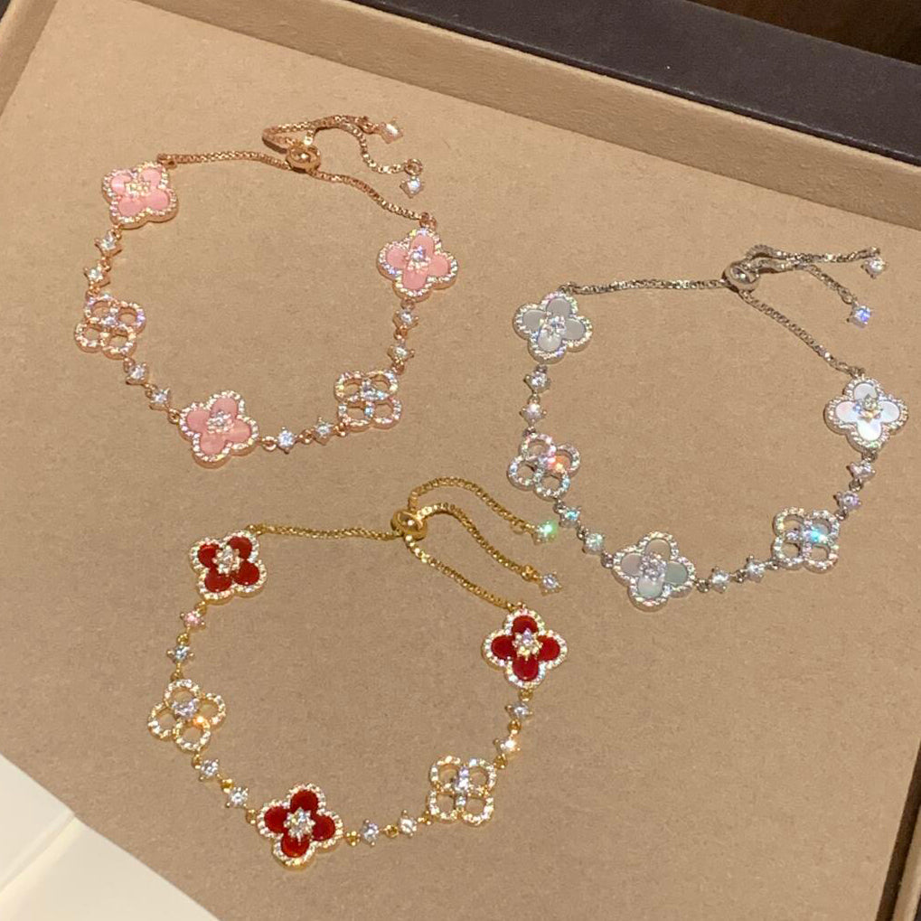 [ECHO ]CLOVER 5 MOTIF PINK BLUE RED WHITE BRACELET