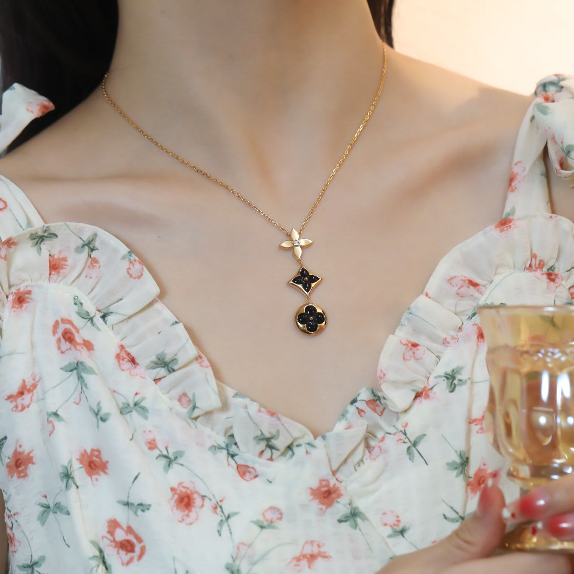 [ECHO ]STAR AND SUN ONYX PINK GOLD NECKLACE