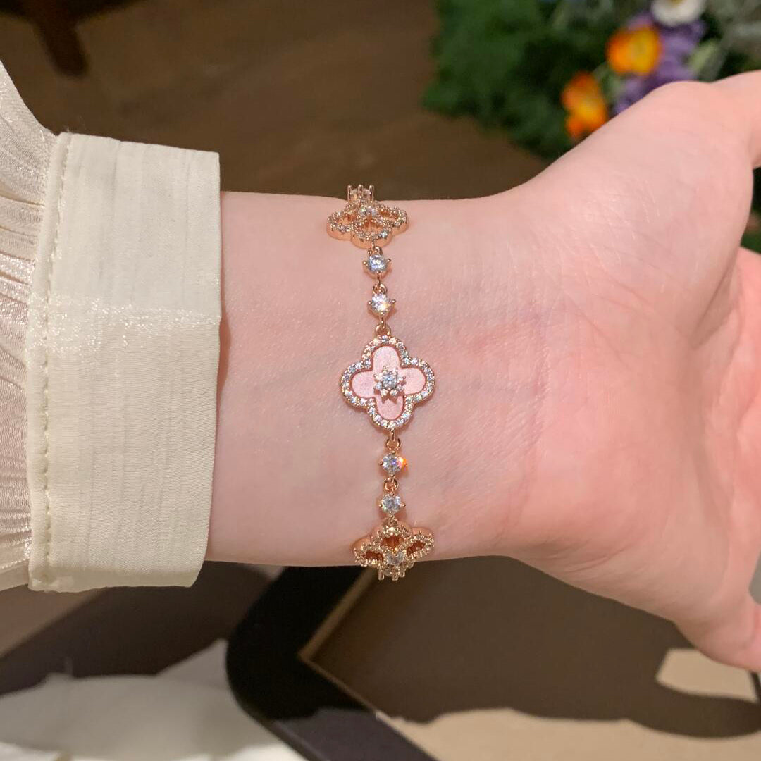 [ECHO ]CLOVER 5 MOTIF PINK BLUE RED WHITE BRACELET