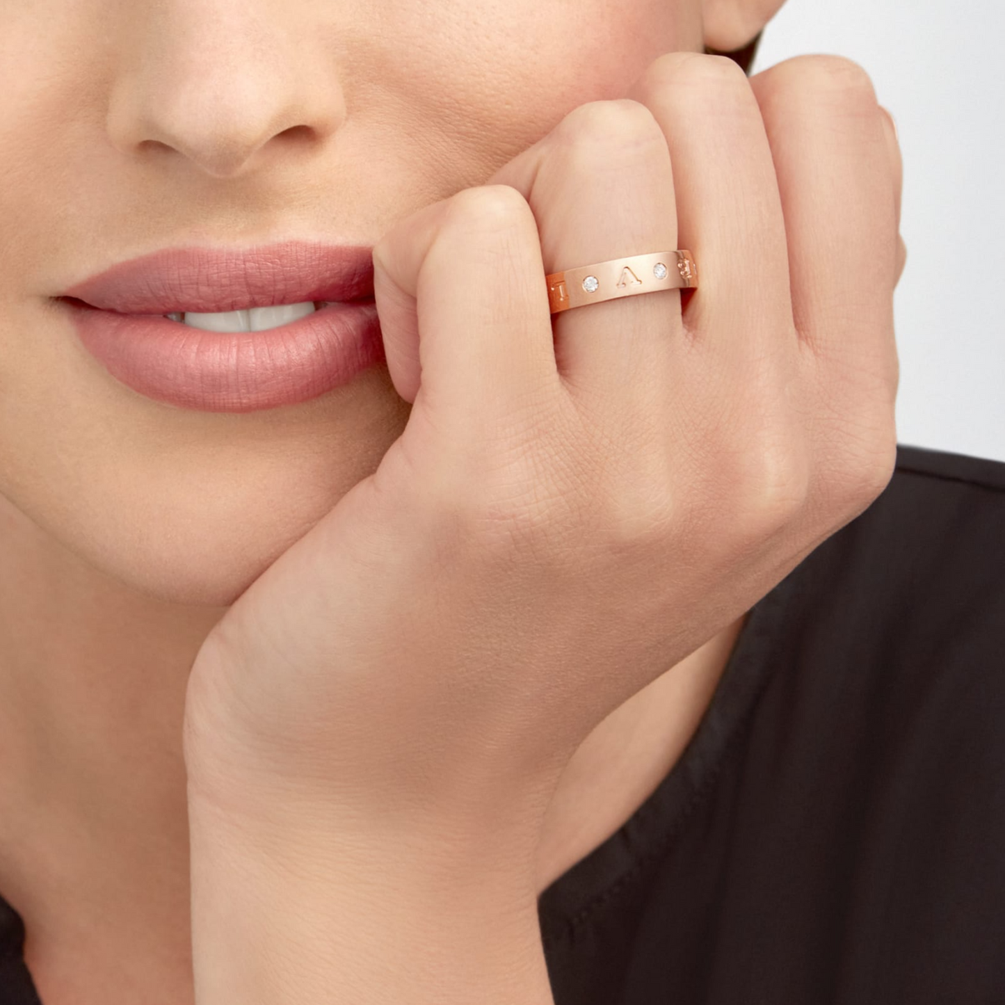 [ECHO ]ZERO 1 ESSENTIAL PINK GOLD BAND WITH DIAMONDS RING