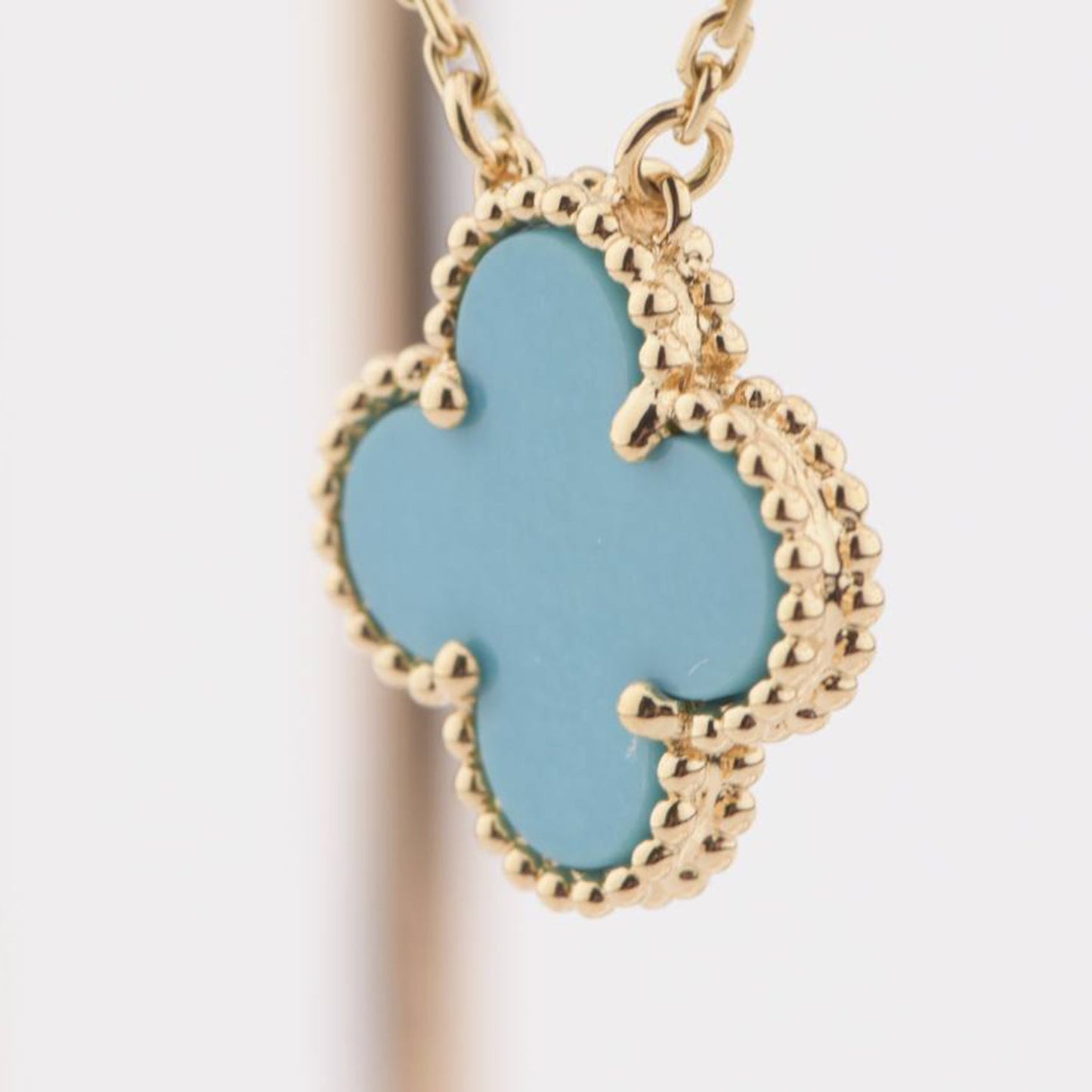 [ECHO ]CLOVER 15MM VINTAGE TURQUOISE NECKLACE