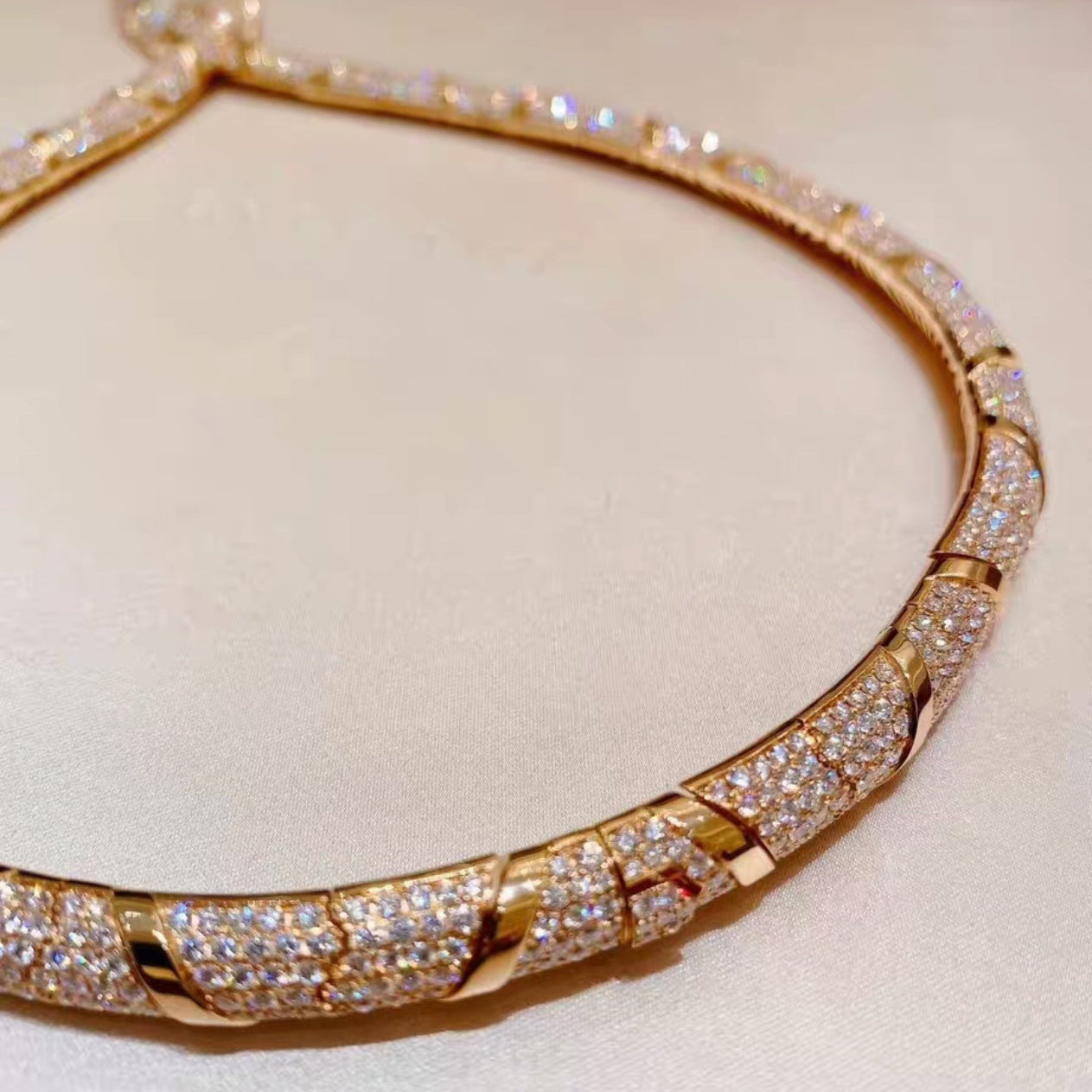 [ECHO ]HAUTE COUTURE GOLD SERPENTI NECKLACE