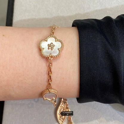 [ECHO ]LUCKY SPRING 5 MOTIF BRACELET