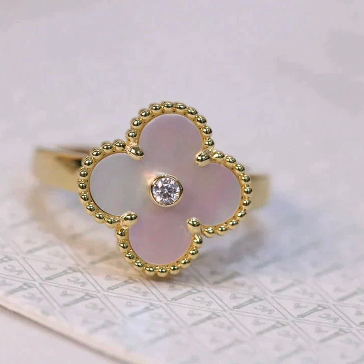 [ECHO ]CLOVER PINK MOP RING GOLD DIAMOND