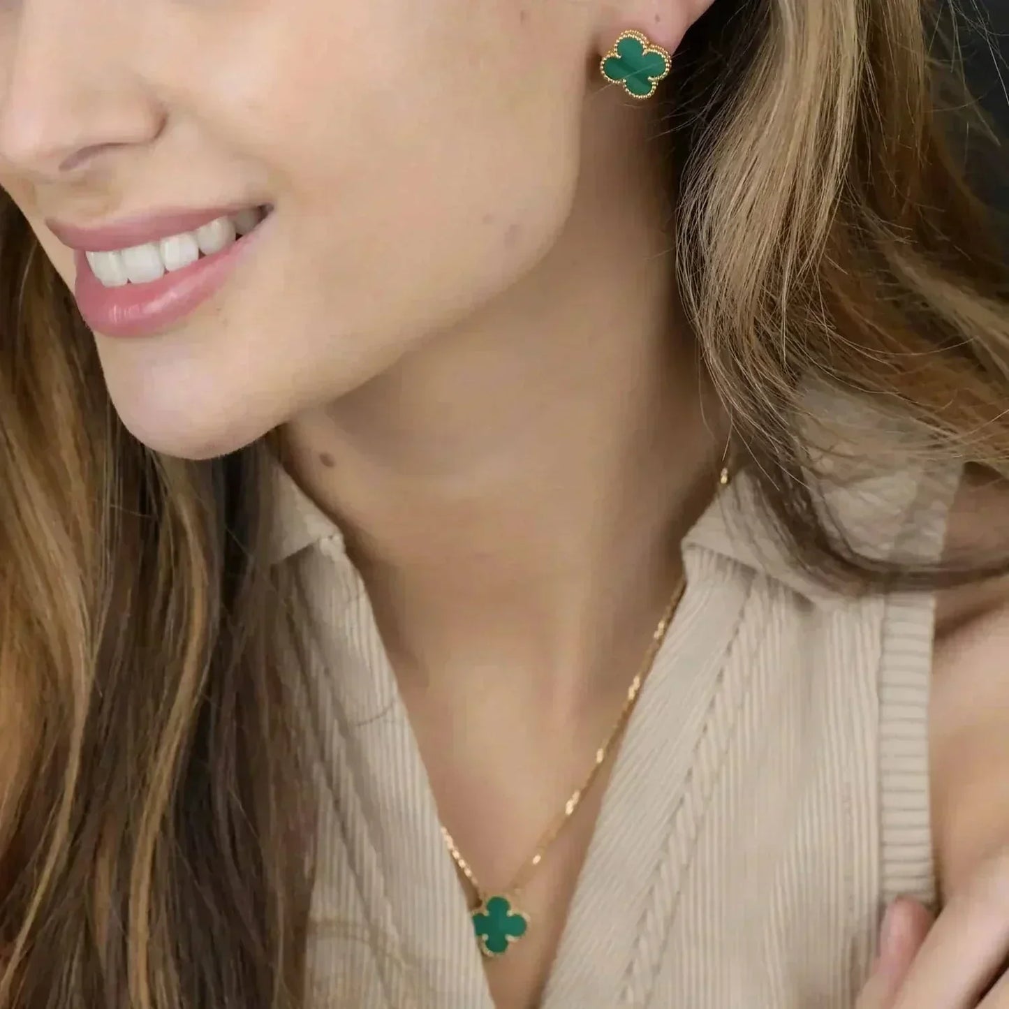 [ECHO ]CLOVER MINI 9.5MM MALACHITE  EARRINGS