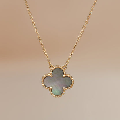 [ECHO ]CLOVER 15MM  GRAY MOTHER OF PEARL NECKLACE