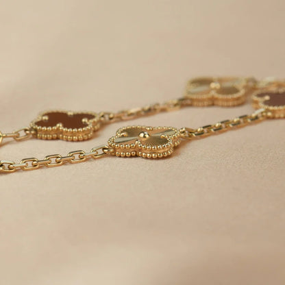 [ECHO ] CLOVER 5 MOTIF RED CORNELIAN BRACELET COLLECTION