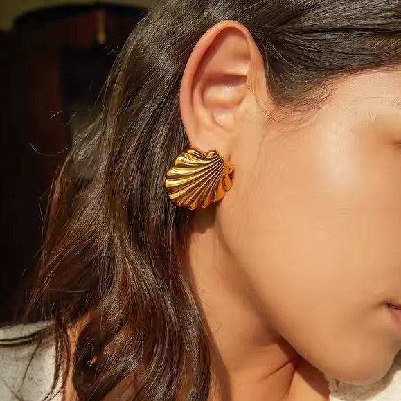 [Echo Fine]Bayside Gold Seashell Earrings
