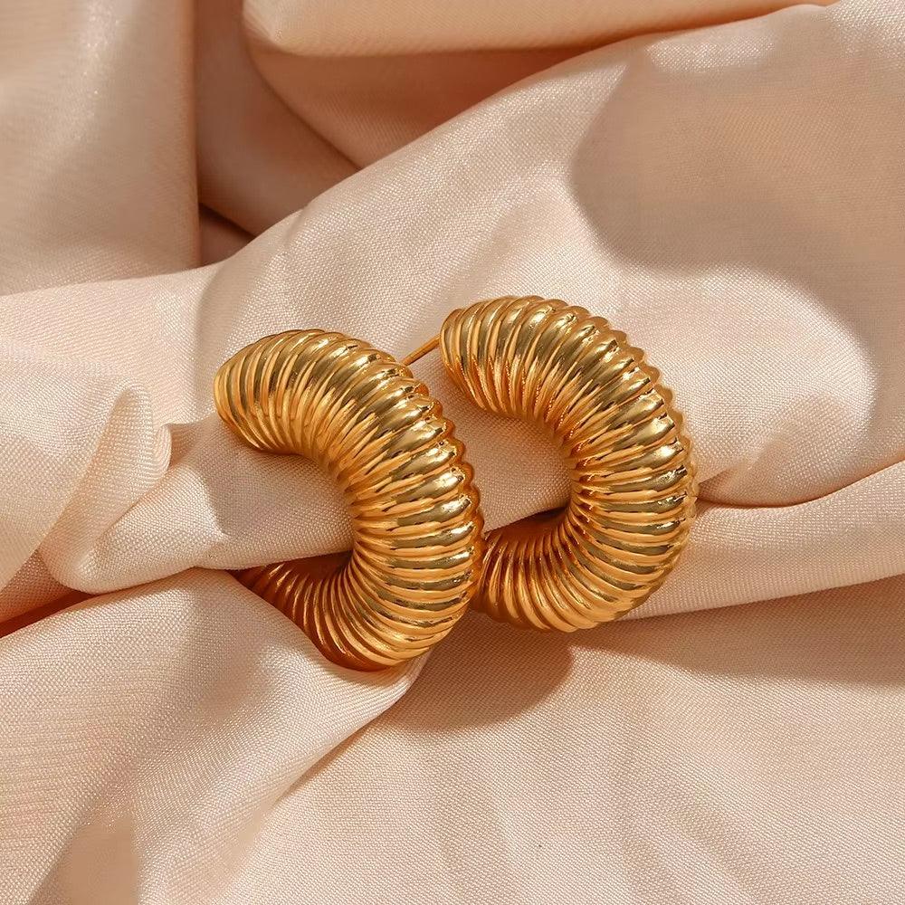 [Echo Fine]Aubrey Textured Gold Hoops