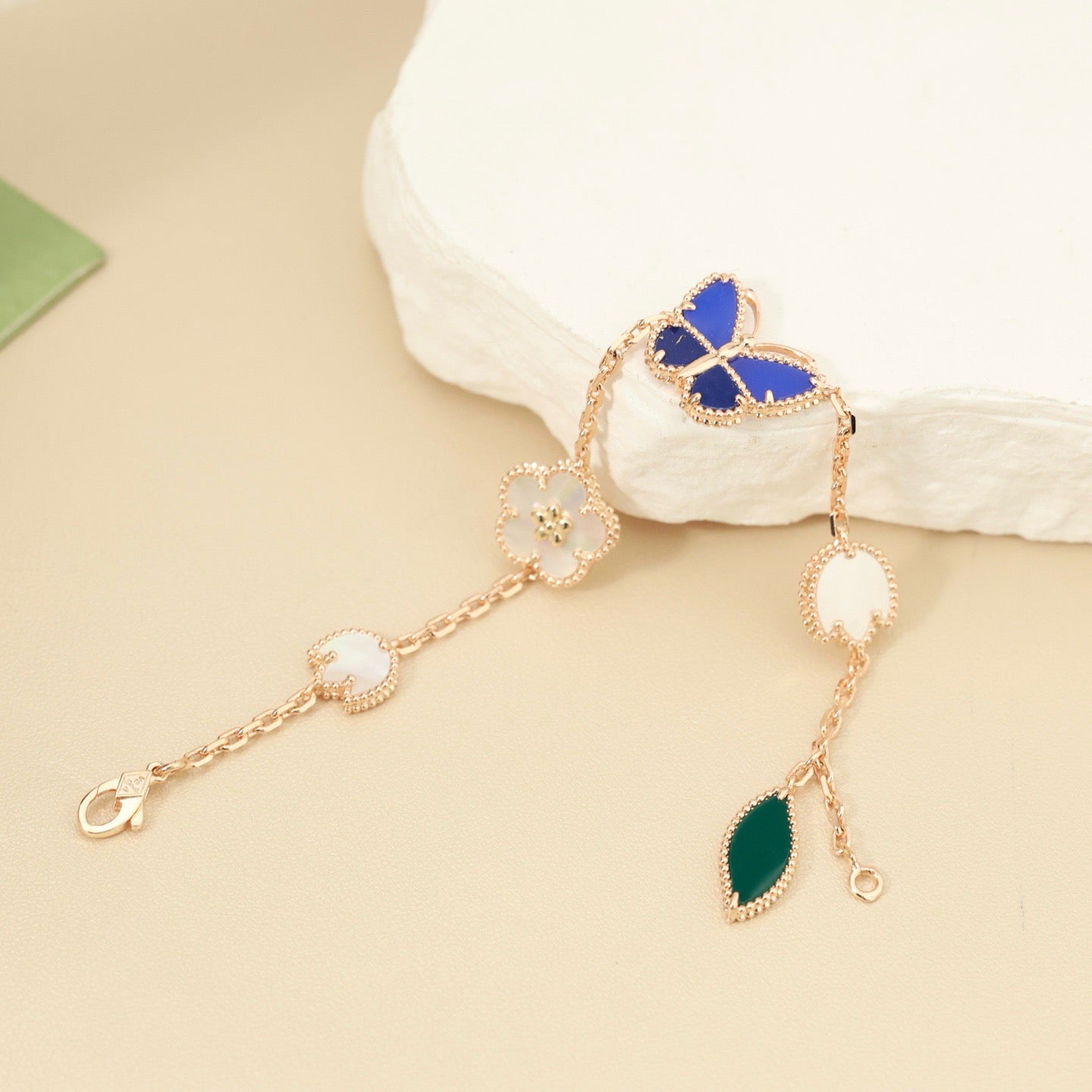 [ECHO]LUCKY SPRING BUTTERFLY 5 MOTIF BRACELET