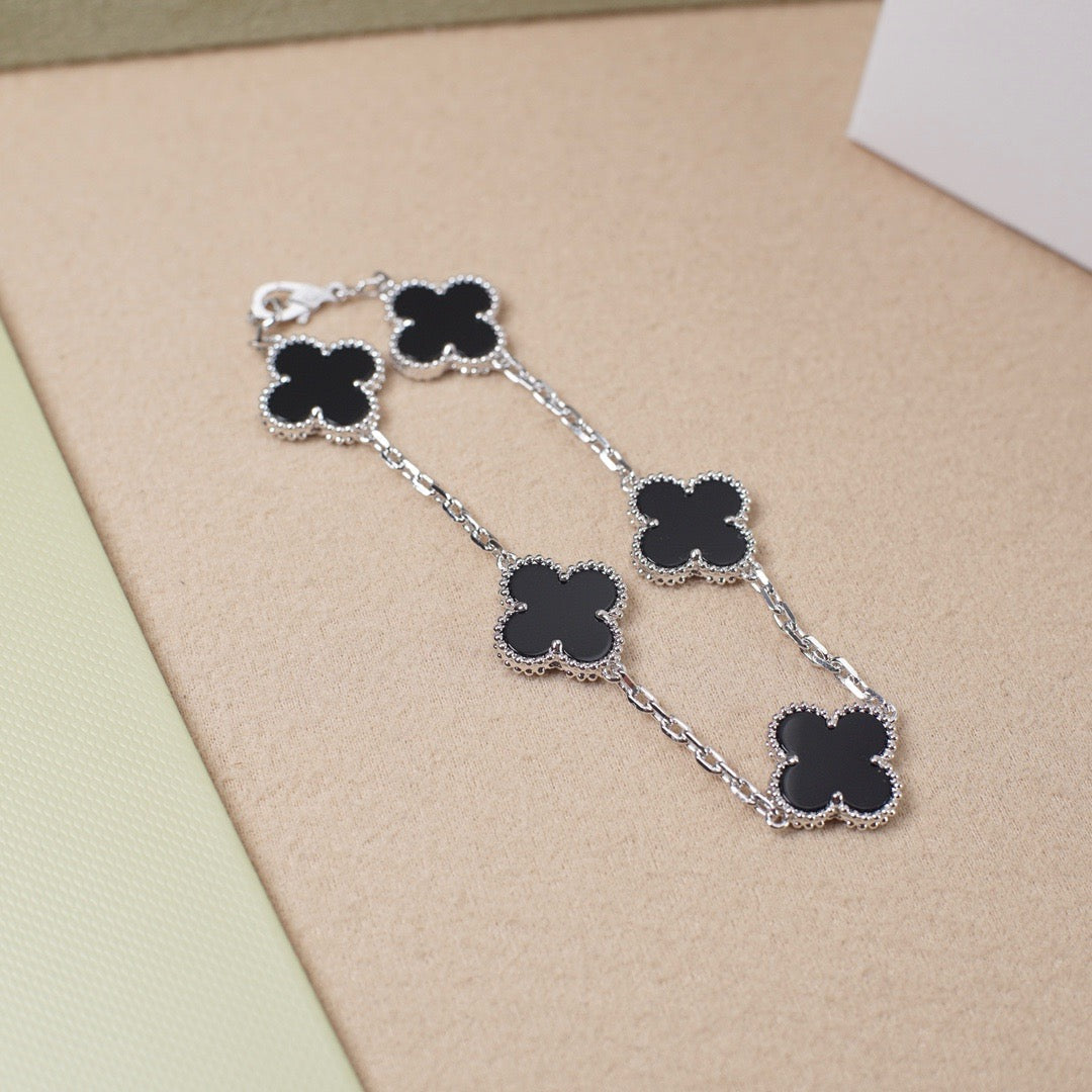 [ECHO ]CLOVER 5 MOTIF ONYXS  BRACELET SILVER