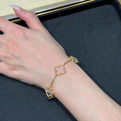 [ECHO ]CLOVER 5 MOTIF ROCK CRYSTAL PINK GOLD BRACELET