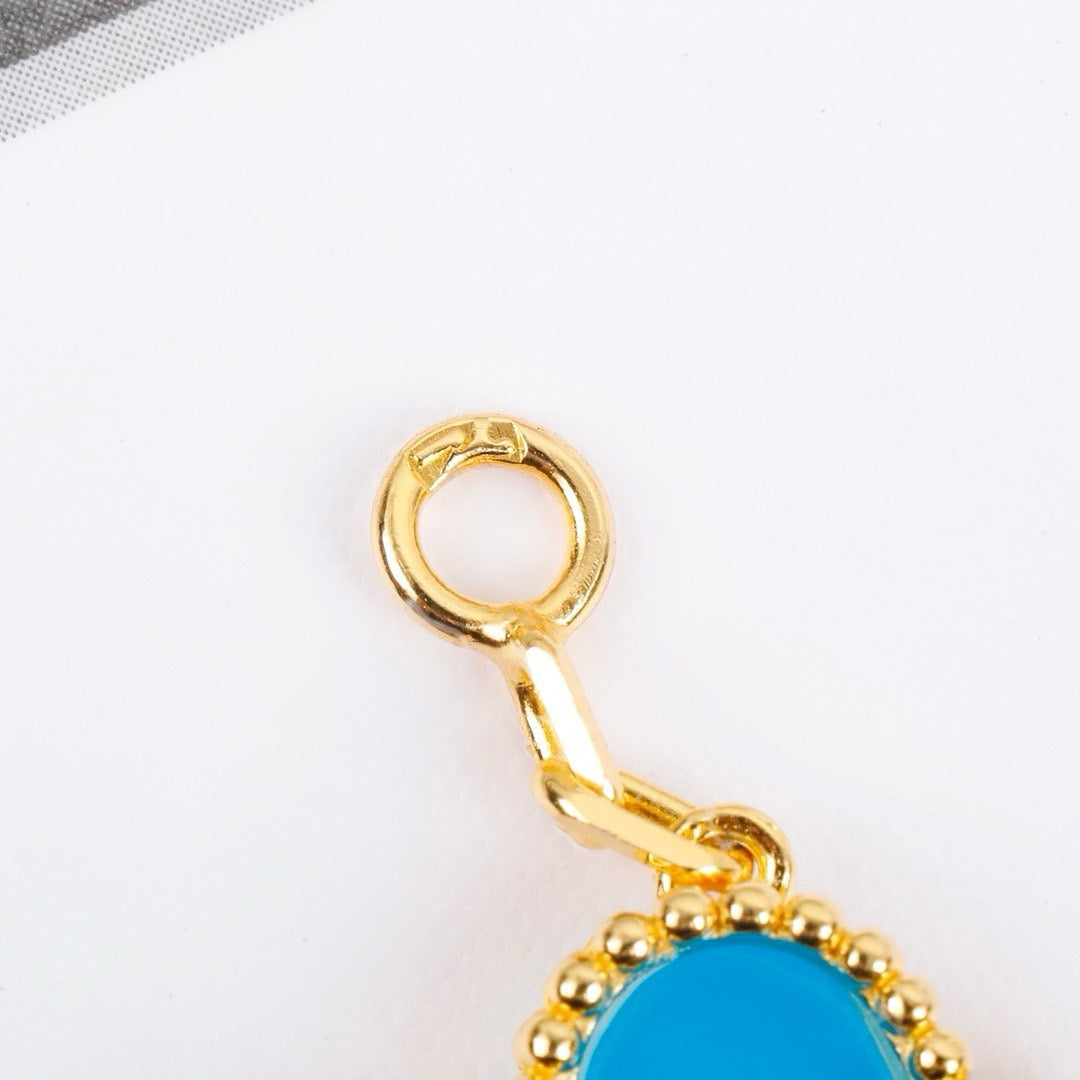 [ECHO ]CLOVER 5 MOTIFS TURQUOISE BRACELET