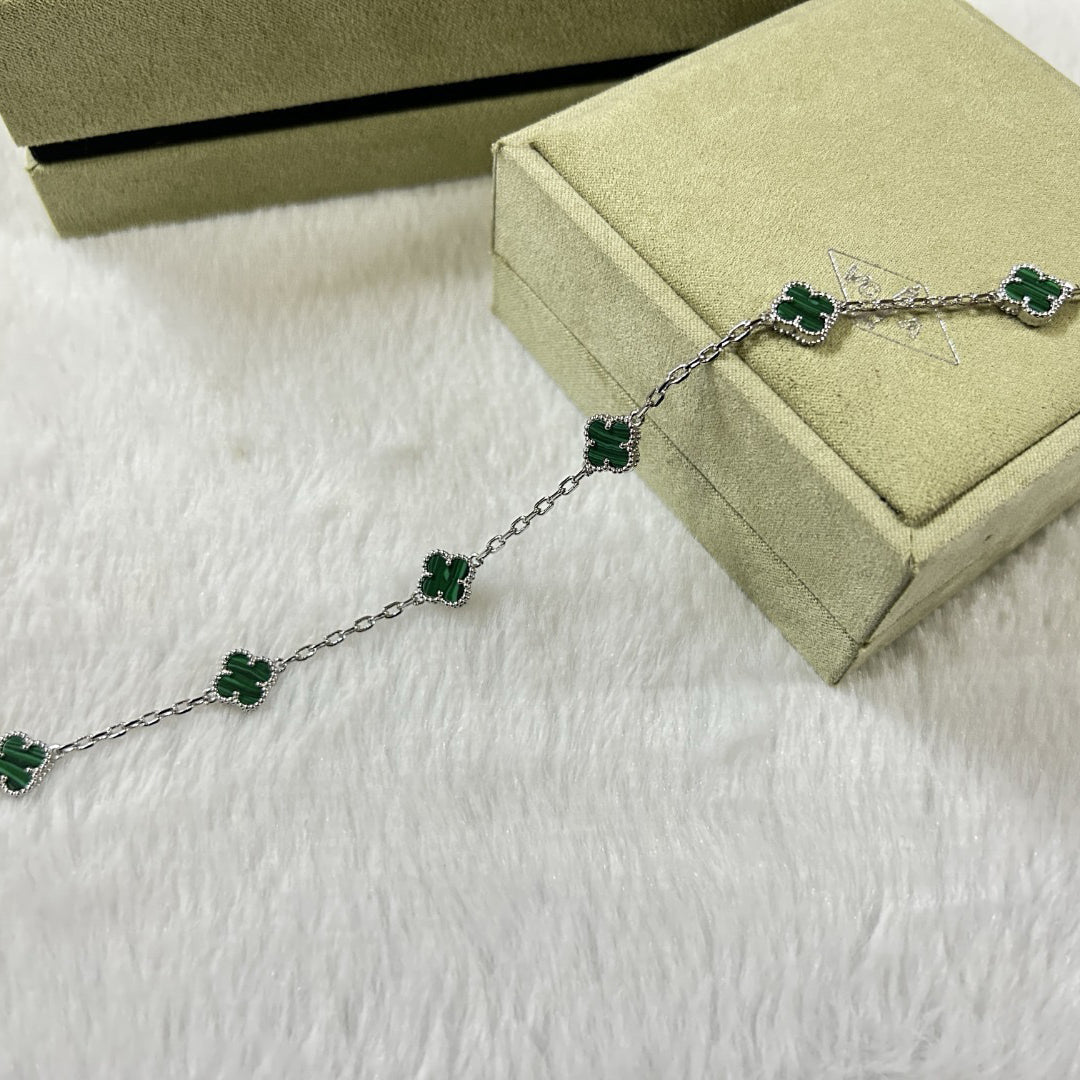[ECHO ]CLOVER 6 MOTIF MALACHITE BRACELET
