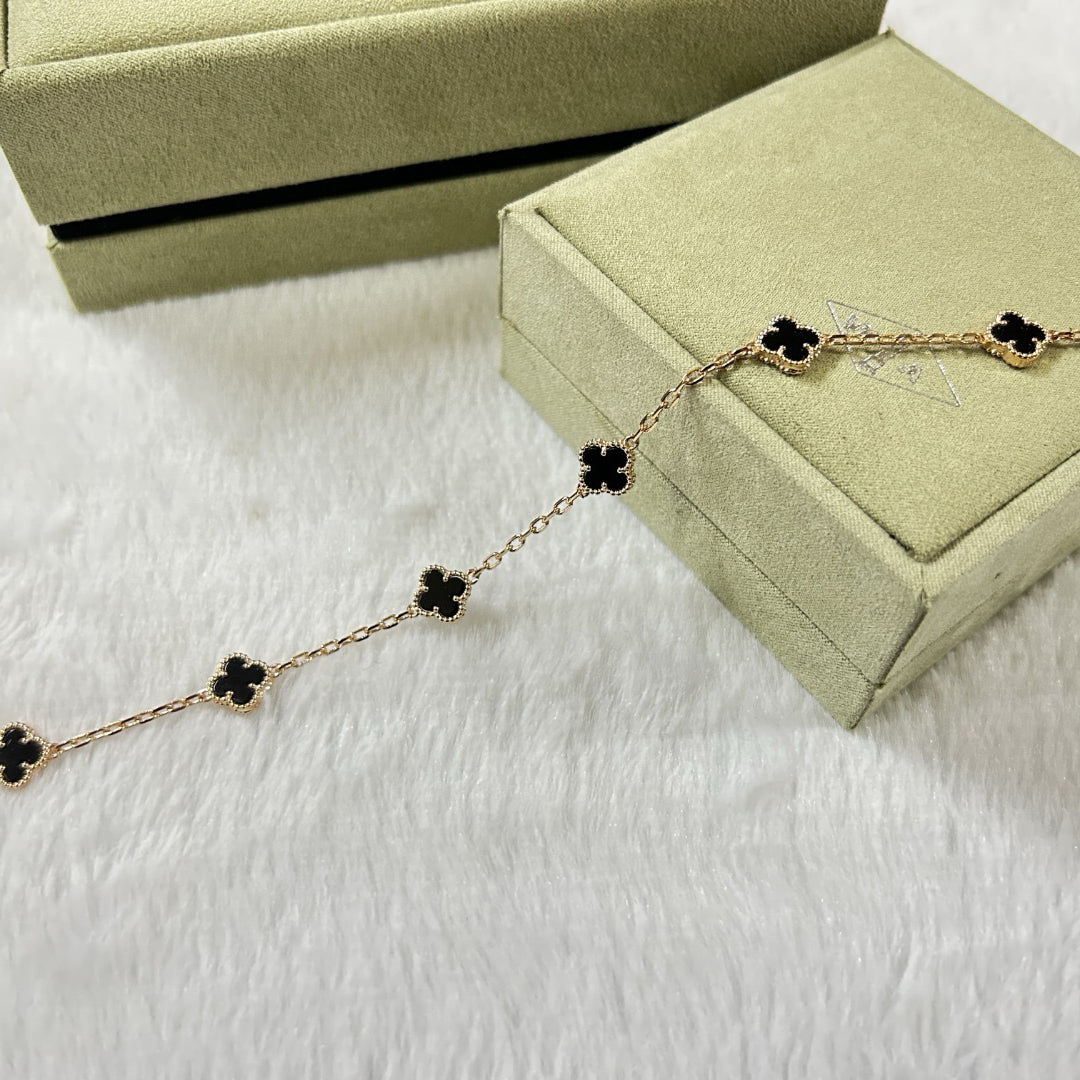 [ECHO ]CLOVER 6 MOTIF  ONYXS BRACELET