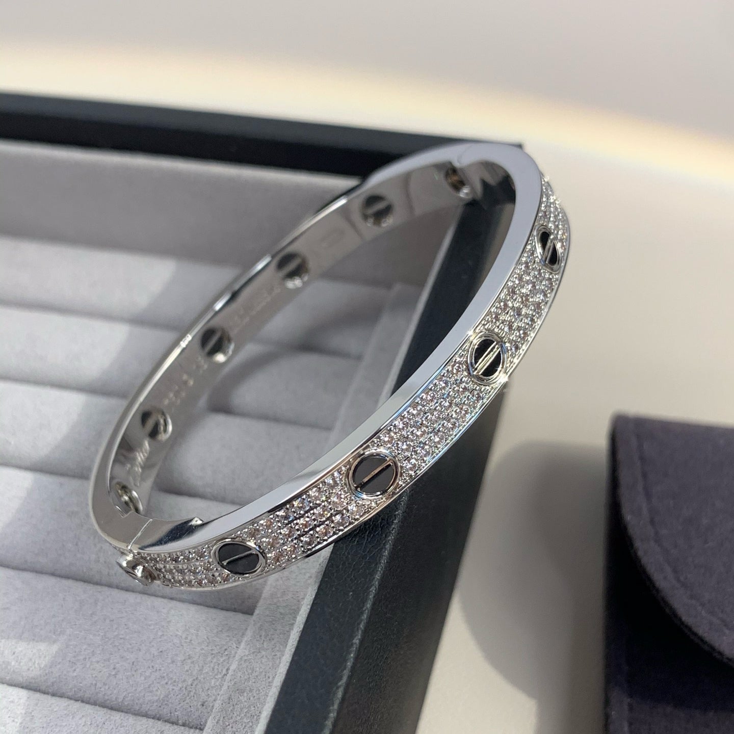 [ECHO ]LOVE BRACELET 6.1MM DIAMOND-PAVED CERAMIC