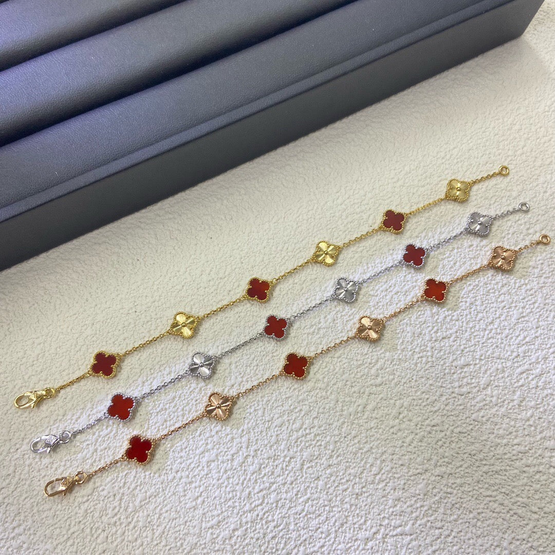 [ECHO ]CLOVER 6 MOTIF RED AGATE LASER BRACELET