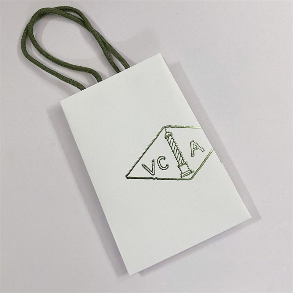 [ECHO ]VA CLOVER BRACELET NECKLACE RING BOX GIFT BAG