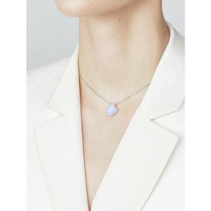 [ECHO ]CLOVER 15MM BLUE CHALCEDONY NECKLACE SILVER