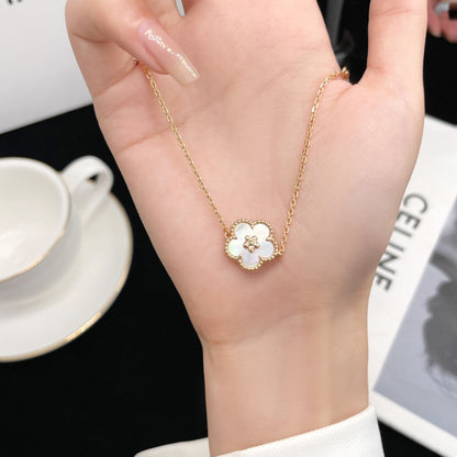 [ECHO ]LUCKY WHITE MOP PLUM BLOSSOM  BRACELET