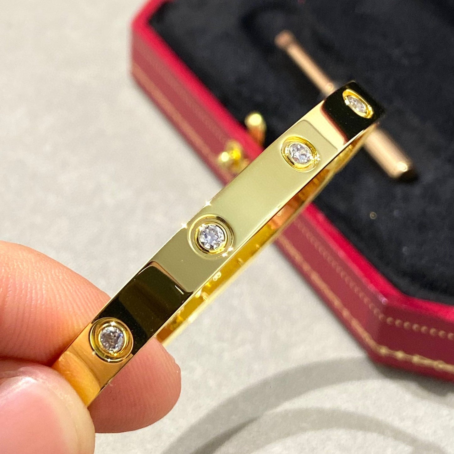 [ECHO ]LOVE BRACELET 6.1MM 10 DIAMONDS