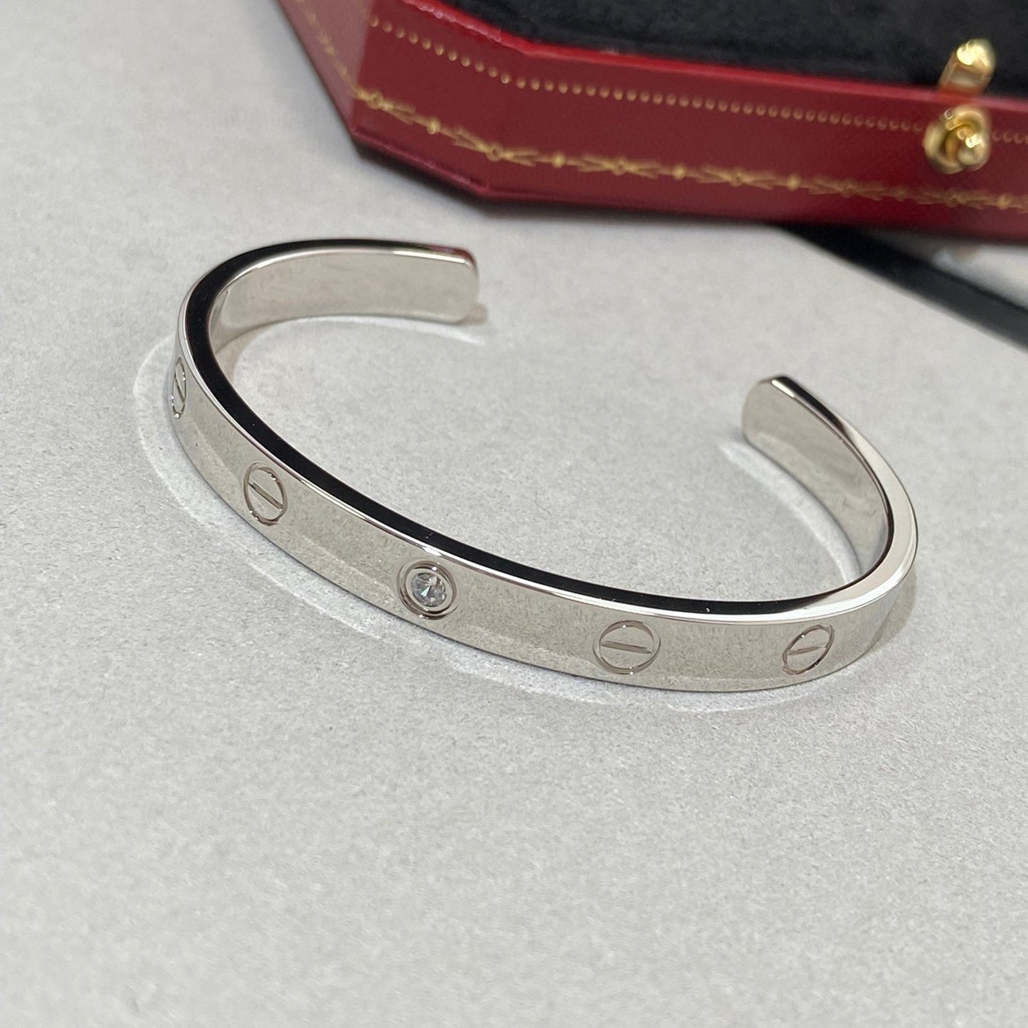 [ECHO ]LOVE BRACELET 6.1MM 1 DIAMOND OPEN CUFF